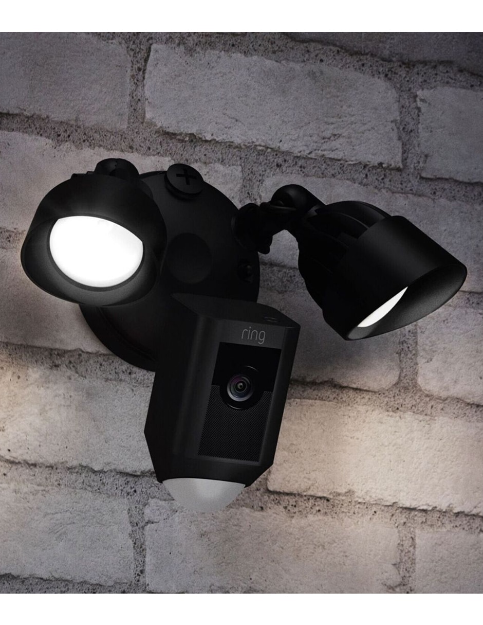 Cámara de seguridad modelo Floodflight Plus Cam inalámbrica HD 150° a 60° con capacidad para grabar para exterior 4