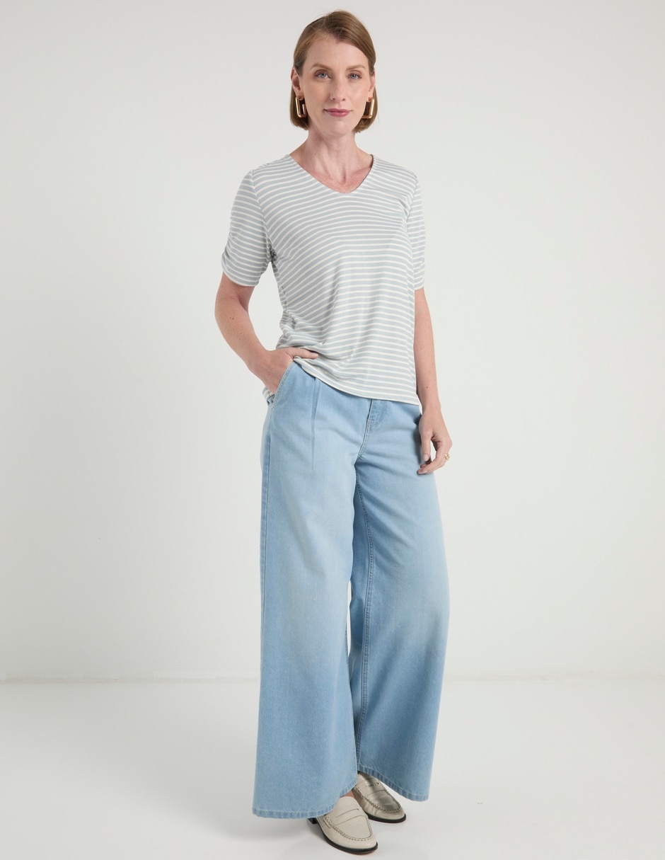 Playera manga corta cuello v mujer 4