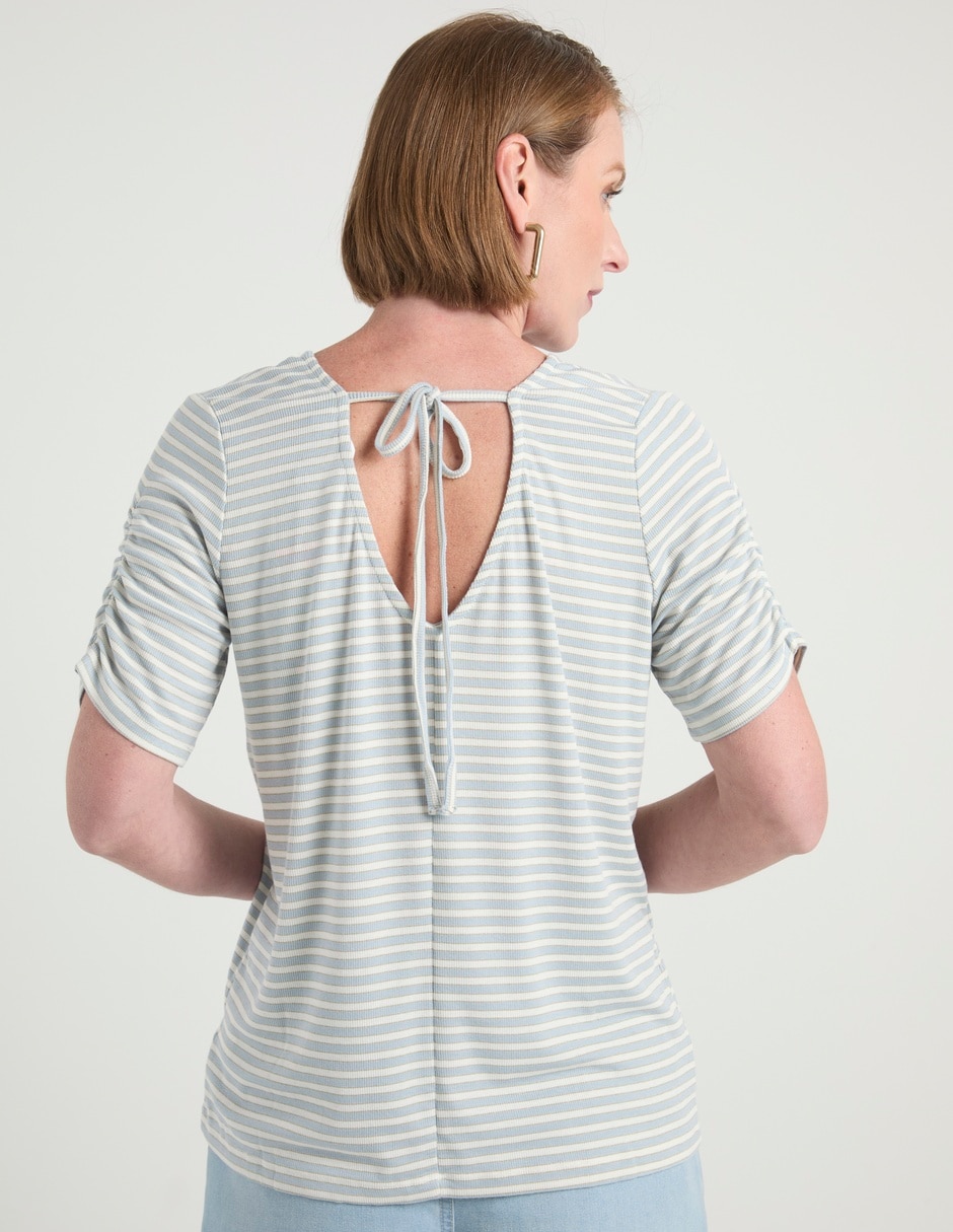 Playera manga corta cuello v mujer 6